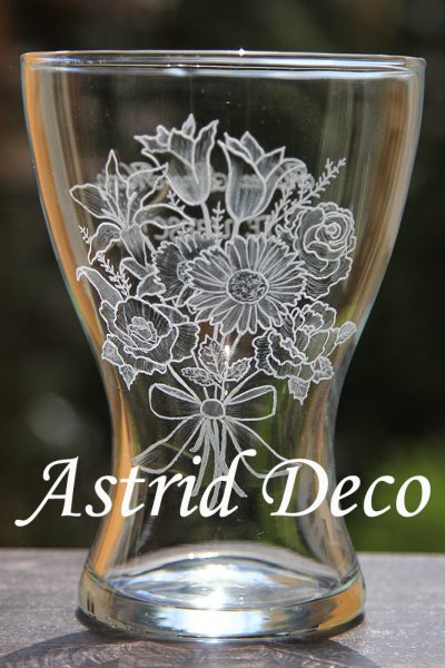 vaza buchet primavara 2020