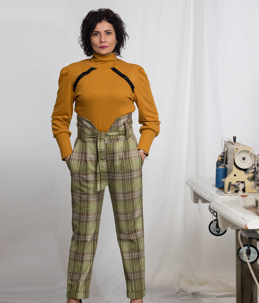 Pantaloni-dama-cu-talie-inalta-din-stofa-de-lana-in-carouri-2-Lewo.ro_-fb957dcf