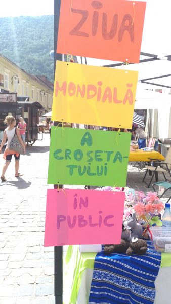 ziua mondiala a crosetatului in public 2018 8b4459bc