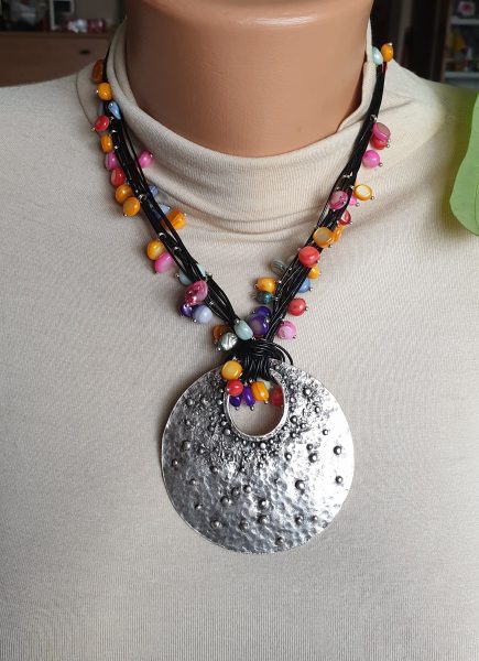 20220127 105836Colier zamak piele neagra sidef 15be55cb