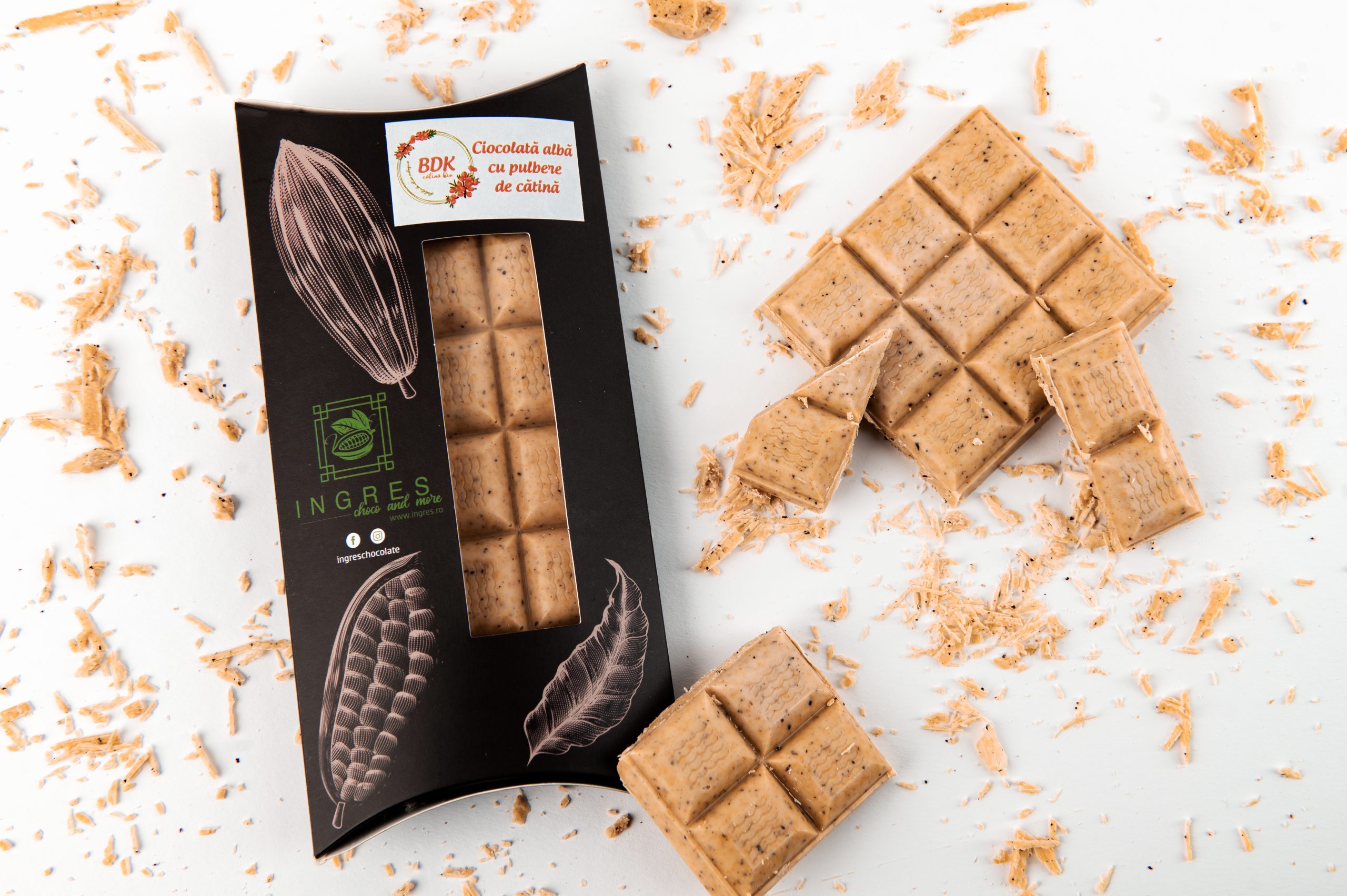 Tableta_ciocolataalba_pulberedecatina_BDK1
