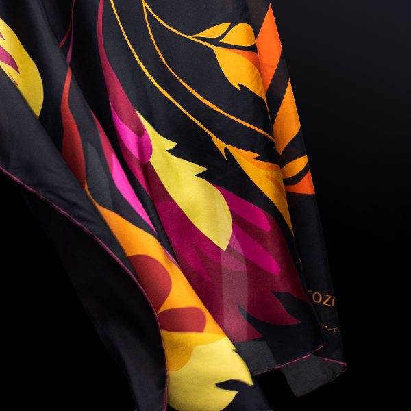 esarfa pasarea de foc detaliu