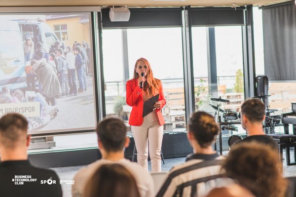 445602285 10160025937842467 2280757273689555243 n