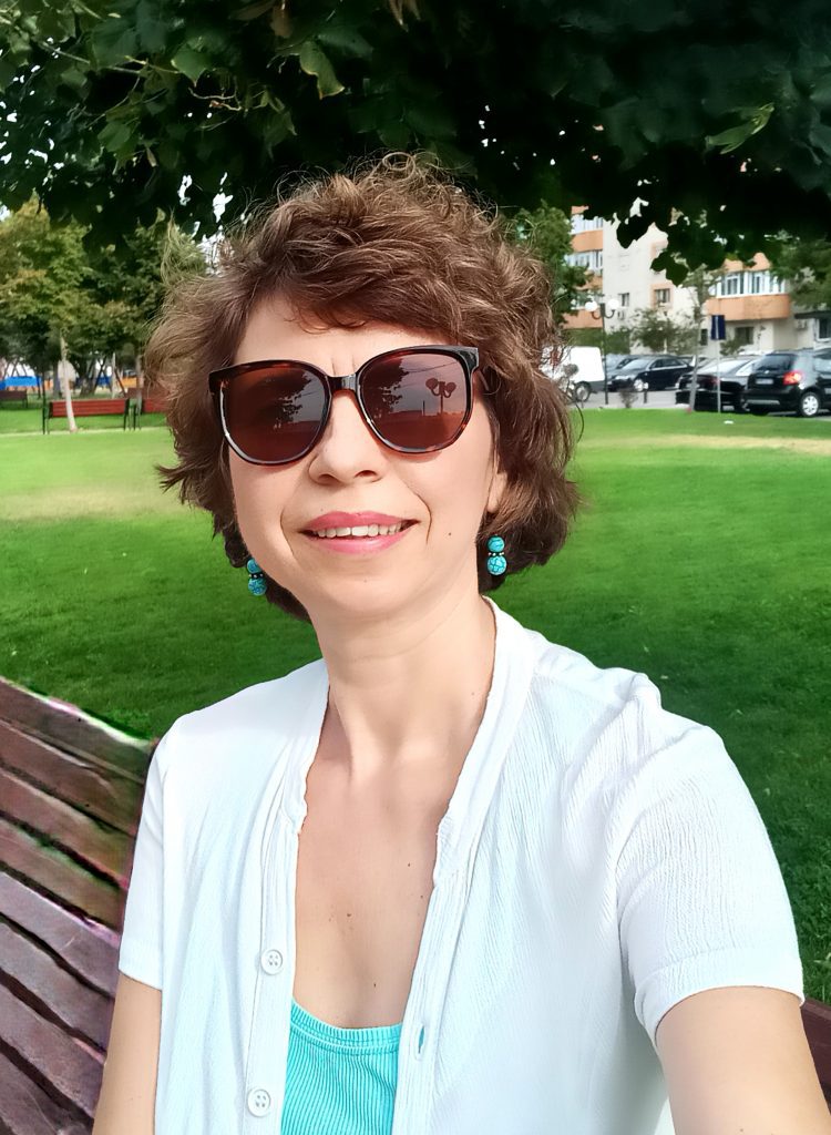 Mihaela Antoche: Aș presăra praf magic zilnic: exerciții simple și rapide, care îți aduc liniște în corp, nu doar în cap 1 Eu-in-parc-sep-2025