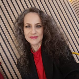 daniela-ivan-daivdafit-portretu7039-WhatsApp-Image-2025-12-17-at-18.14.16