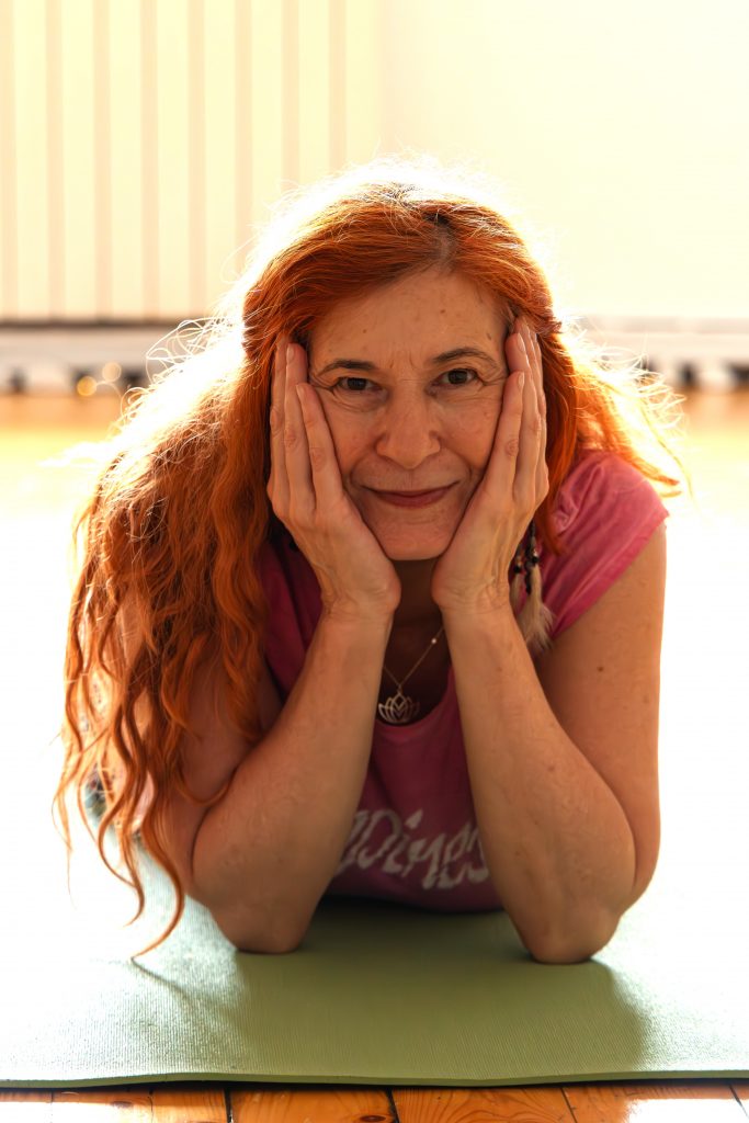 Laura Petrov: Într-o lume în care ni se oferă atâtea rețete pentru afaceri de succes, autenticitatea rămâne o calitate esențială 1 Portret-2-2